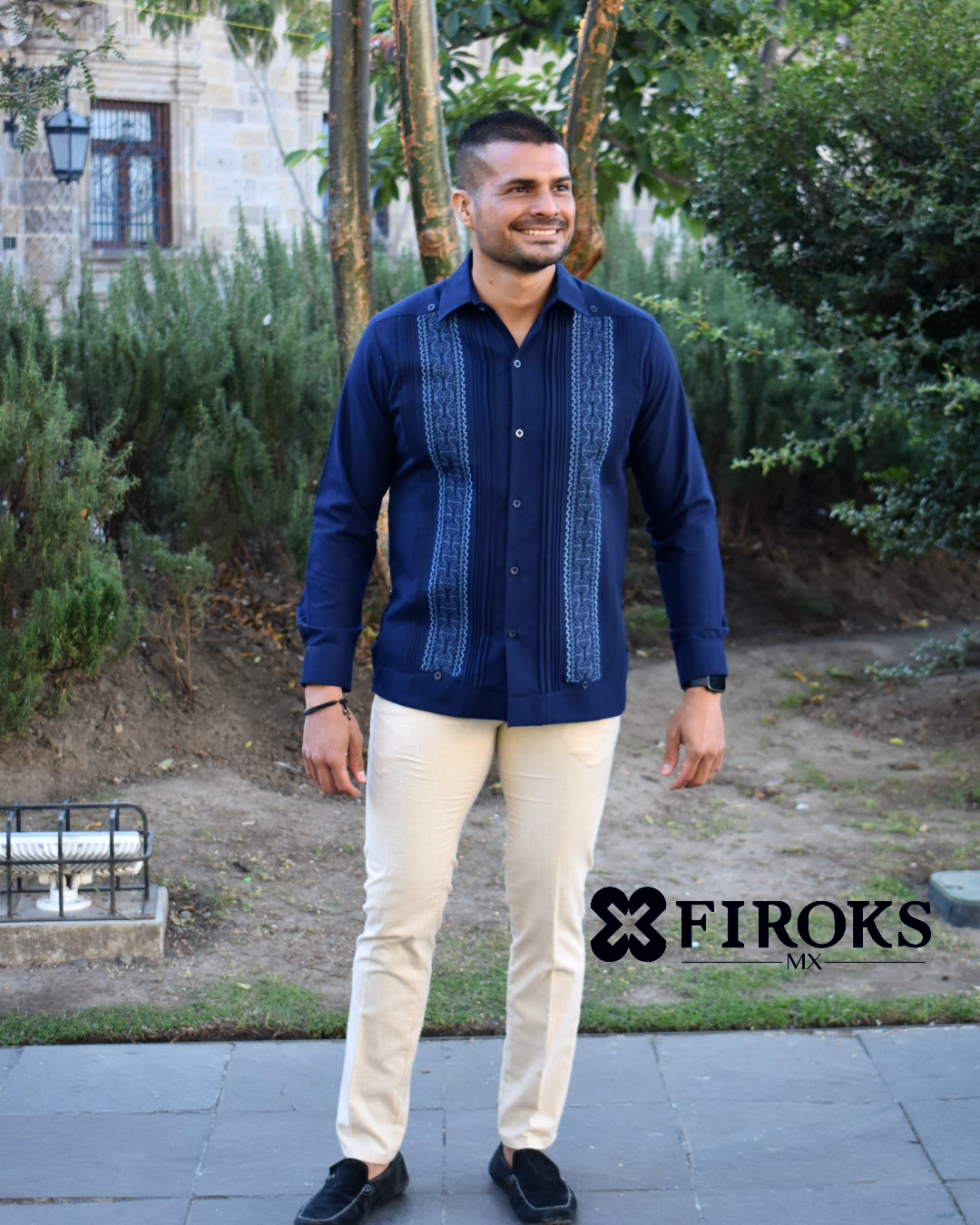 guayabera azul marino